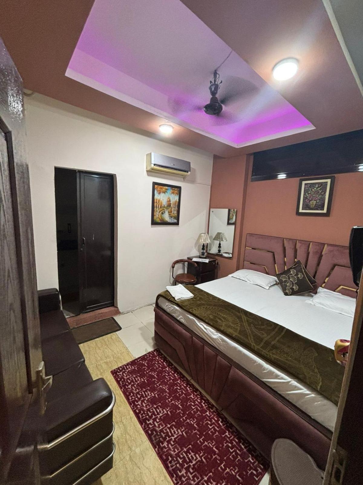 Star Inn Delhi Zewnętrze zdjęcie